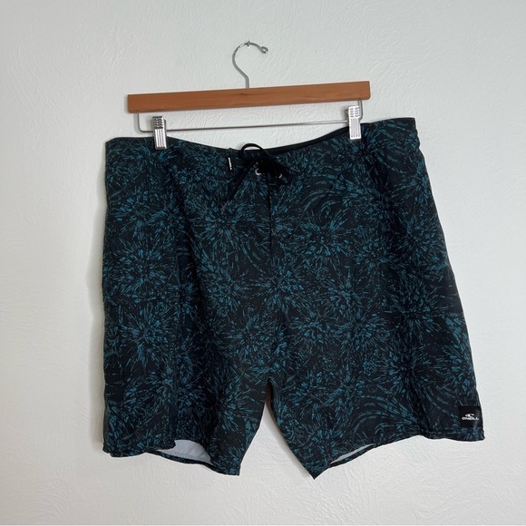 O'Neill Hyperfreak Board Shorts size 38 - Picture 2 of 8